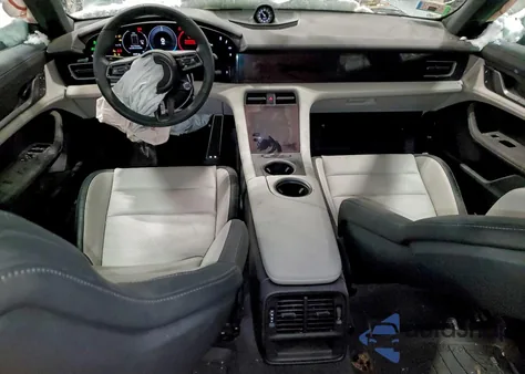 2025 Porsche Taycan Base z USA, uszkodzony, nr VIN WP0AA2Y11SSA08693